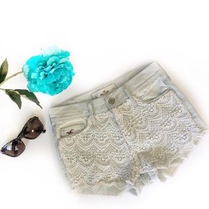 Hollister Jean Shorts With White Lace.